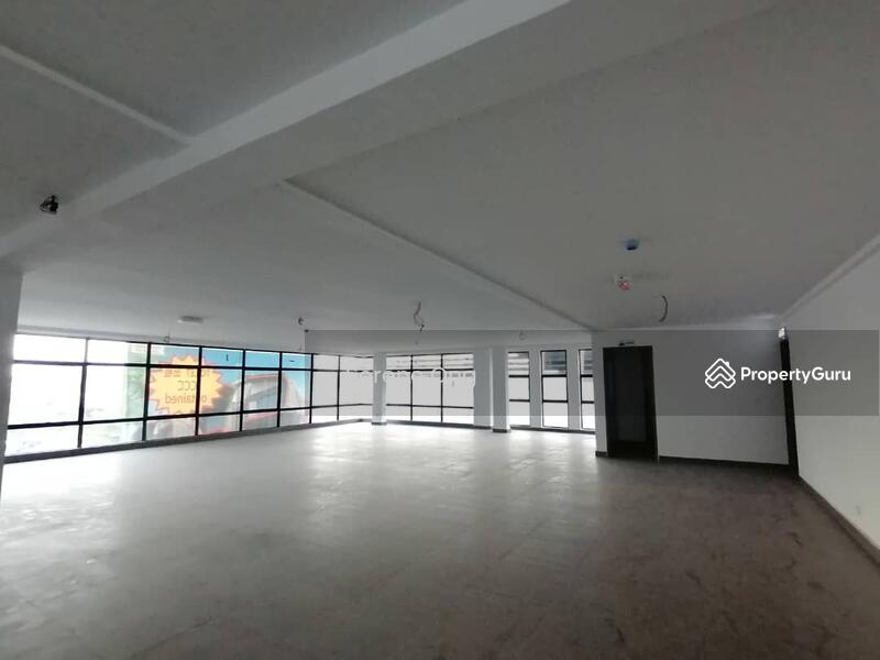 For Rent - Kota Damansara 3 Storey Bungalow Factory cum Warehouse