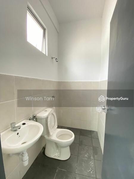 Rumah Teres 2 Tingkat untuk Dijual di Taman Scientex Rawang (Rawang) - Winson Tam - PropertyGuru.com.my