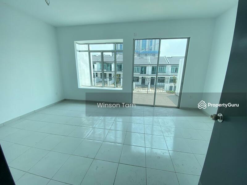 Rumah Teres 2 Tingkat untuk Dijual di Taman Scientex Rawang (Rawang) - Winson Tam - PropertyGuru.com.my