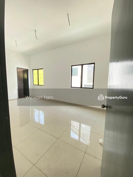 Rumah Berkembar untuk Dijual di Taman Scientex Rawang (Rawang) - Winson Tam - PropertyGuru.com.my