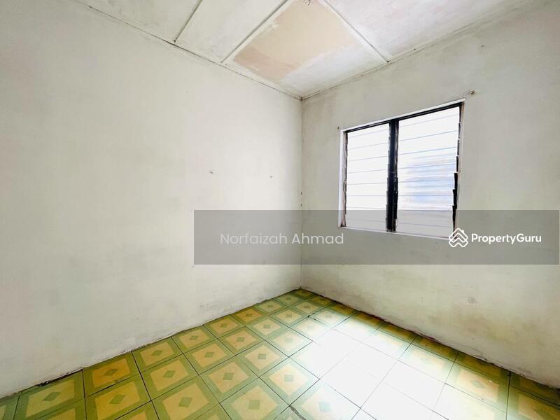 Untuk Dijual - Kampung Lindungan PJS 6
