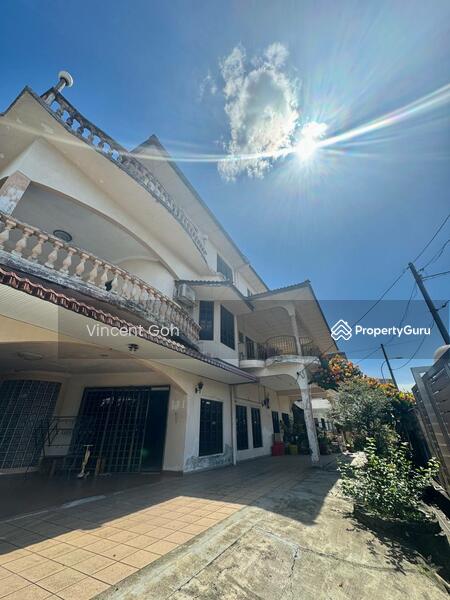 Untuk Dijual - Taman Kepong 3 Storey Landed house