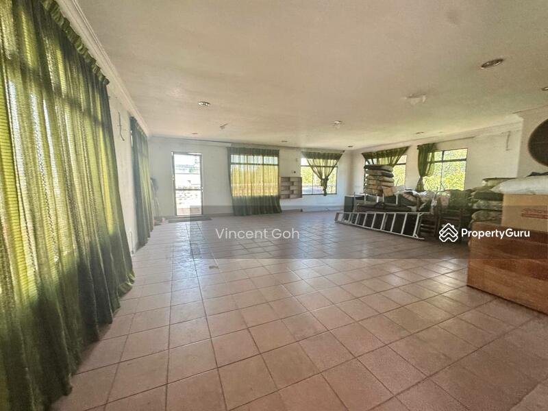 Untuk Dijual - Taman Kepong 3 Storey Landed house