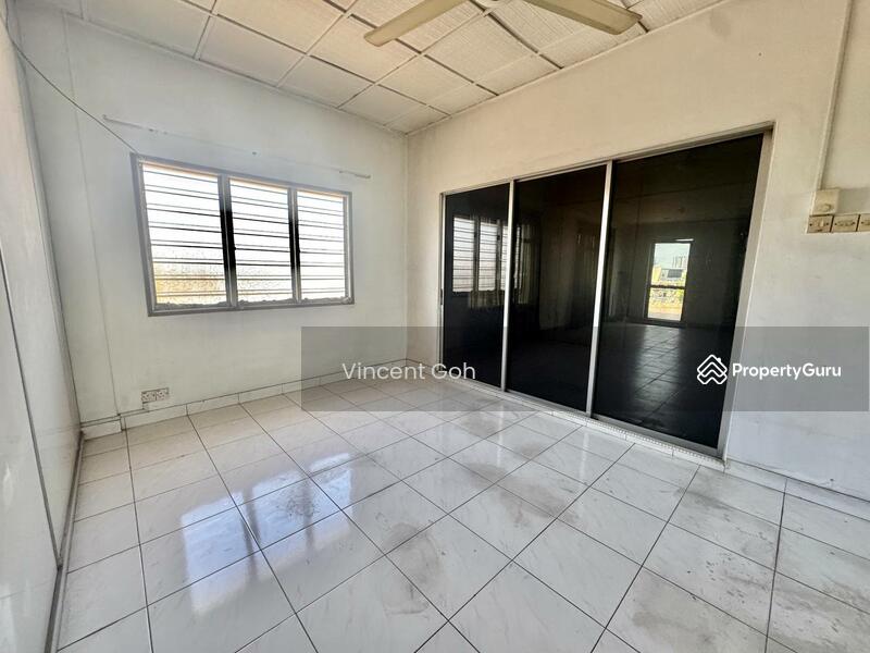Untuk Dijual - Taman Kepong 3 Storey Landed house