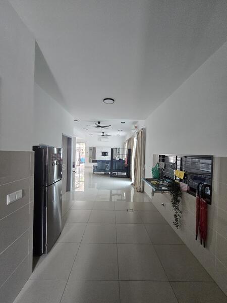 For Rent - Elmina Green 1