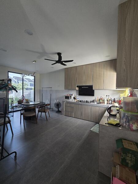 For Rent - Elmina Green 1