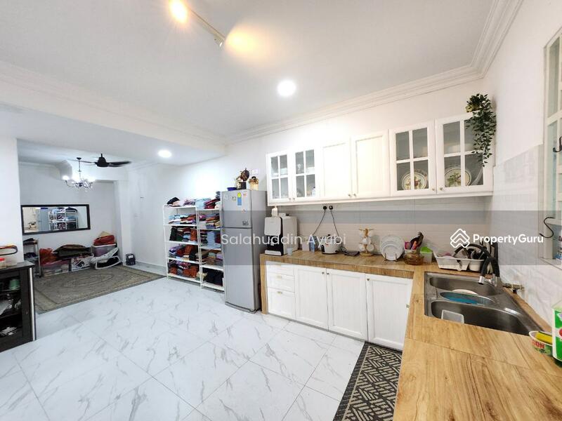 For Sale - Taman Bunga Negara