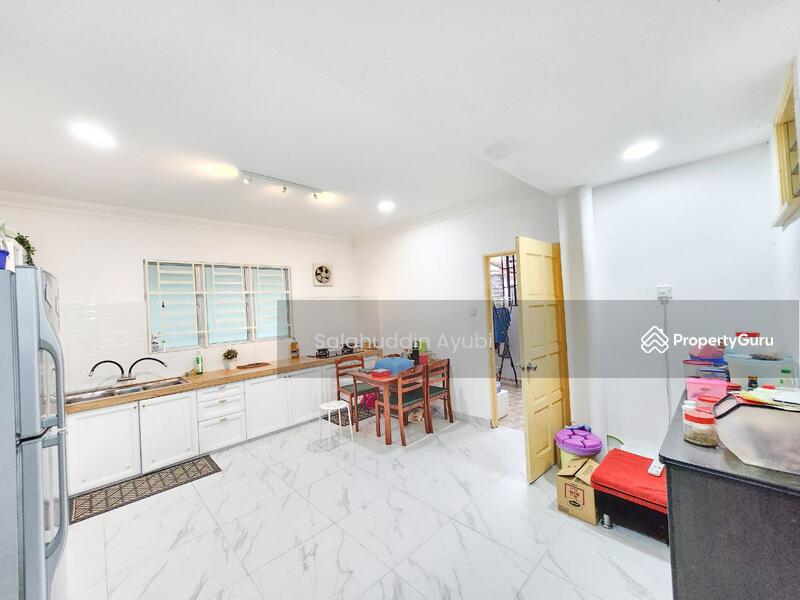 For Sale - Taman Bunga Negara