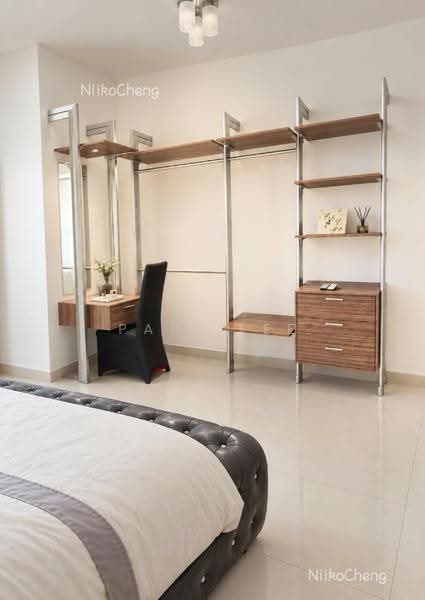 Kediaman Servis untuk Dijual di TRiGON Luxury Residences - Paul Lee - Bedroom - PropertyGuru.com.my