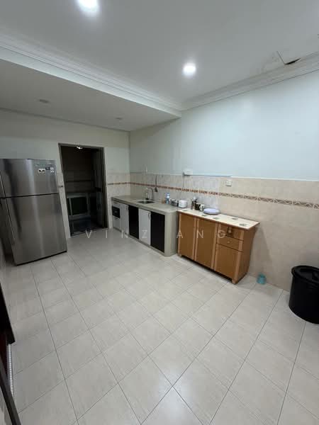 2-storey Terraced House for Rent in Johor Bahru (Johor) - Vinz Ang - Kitchen - PropertyGuru.com.my