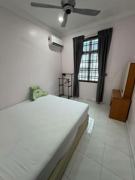 2-storey Terraced House for Rent in Johor Bahru (Johor) - Vinz Ang - Bedroom - PropertyGuru.com.my