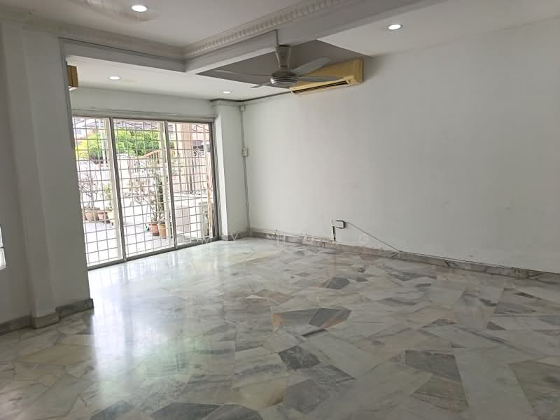 Terraced House for Sale in Bandar Baru Sri Petaling (Sri Petaling) - Amy Hong - Living Room - PropertyGuru.com.my
