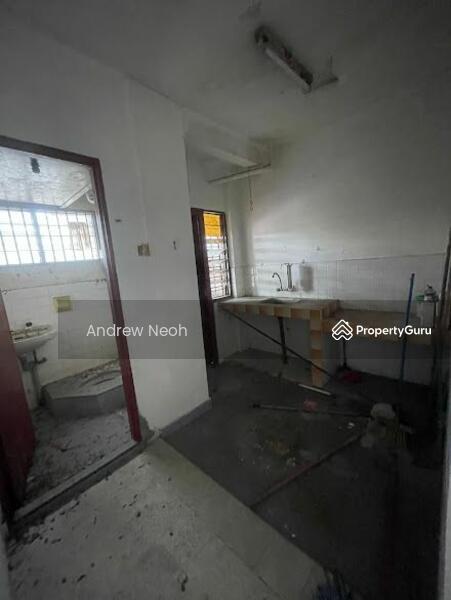 For Sale - Flat Taman Sentosa