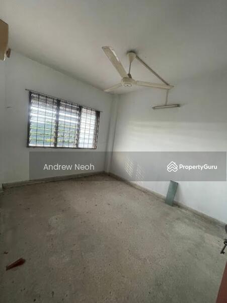 For Sale - Flat Taman Sentosa