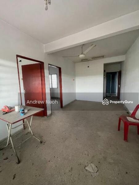 For Sale - Flat Taman Sentosa
