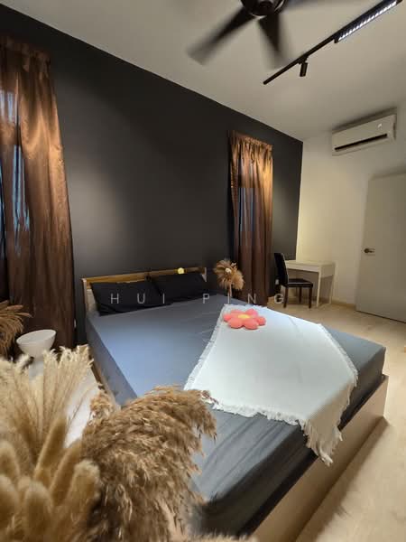 Condominium for Rent at Parkhill Residence - Hui Ping - Master Bedroom - PropertyGuru.com.my