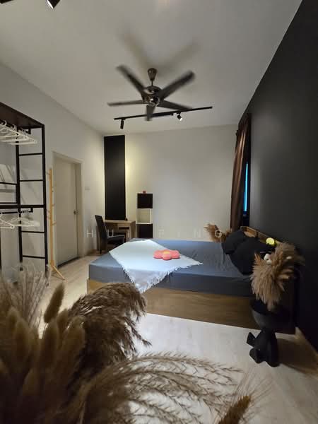 Condominium for Rent at Parkhill Residence - Hui Ping - Master Bedroom - PropertyGuru.com.my