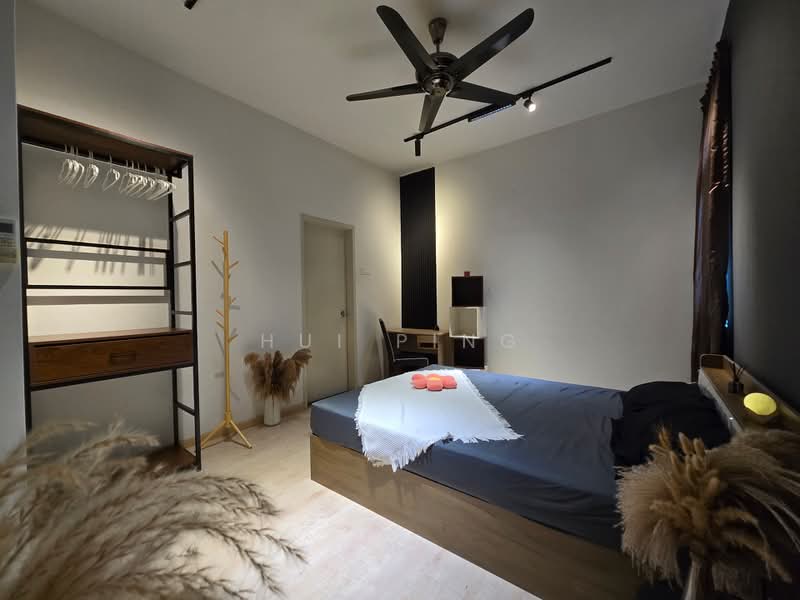 Condominium for Rent at Parkhill Residence - Hui Ping - Master Bedroom - PropertyGuru.com.my