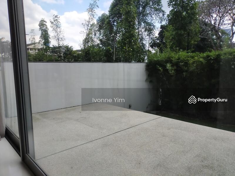 For Rent - The Edge of U-Thant