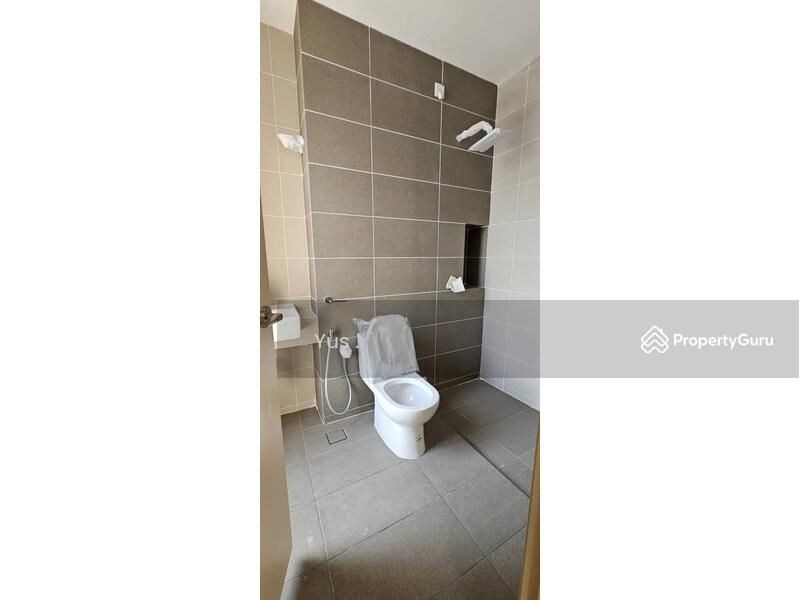 Bathroom (3 bathrooms)