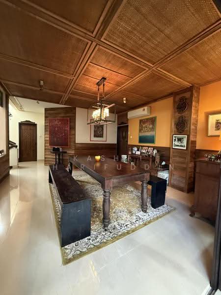 Rumah Banglo untuk Dijual di Ampang (Selangor) - Kashfi Sharifuddin - Dining Room - PropertyGuru.com.my