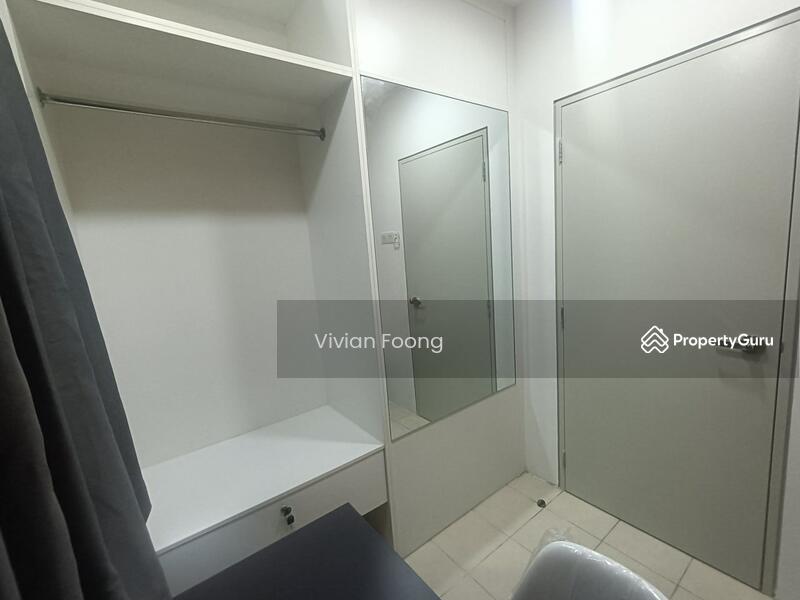 For Rent - Uni Suites