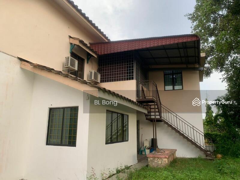 Rumah Teres 2-Tingkat untuk Dijual di Taman Ozana Impian (Ayer Keroh) - BL Bong - PropertyGuru.com.my