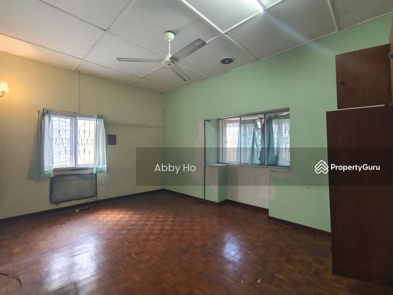 For Sale - Taman Ciptaco/ merbok