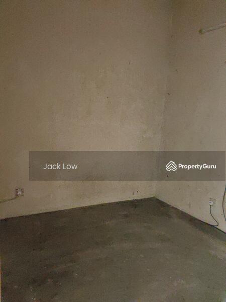 Untuk Dijual - Desa Aman Puri Office, Kepong