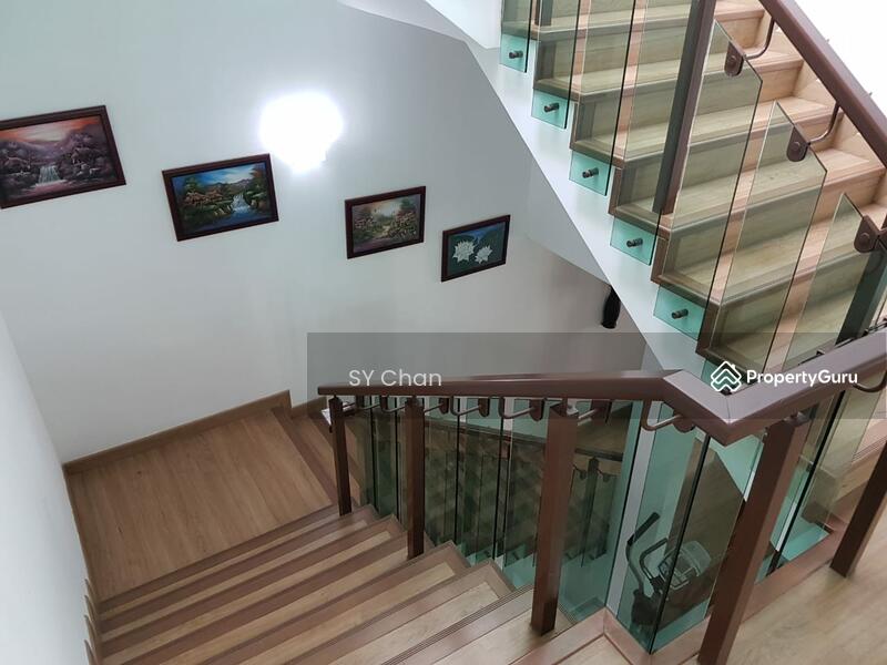 Capri USJ Heights 2.5 Storey Corner House Subang Jaya, USJ Heights