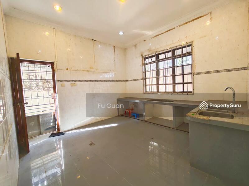 Bungalow for Sale in Taman Majidee (Johor Bahru) - Fu Guan - PropertyGuru.com.my