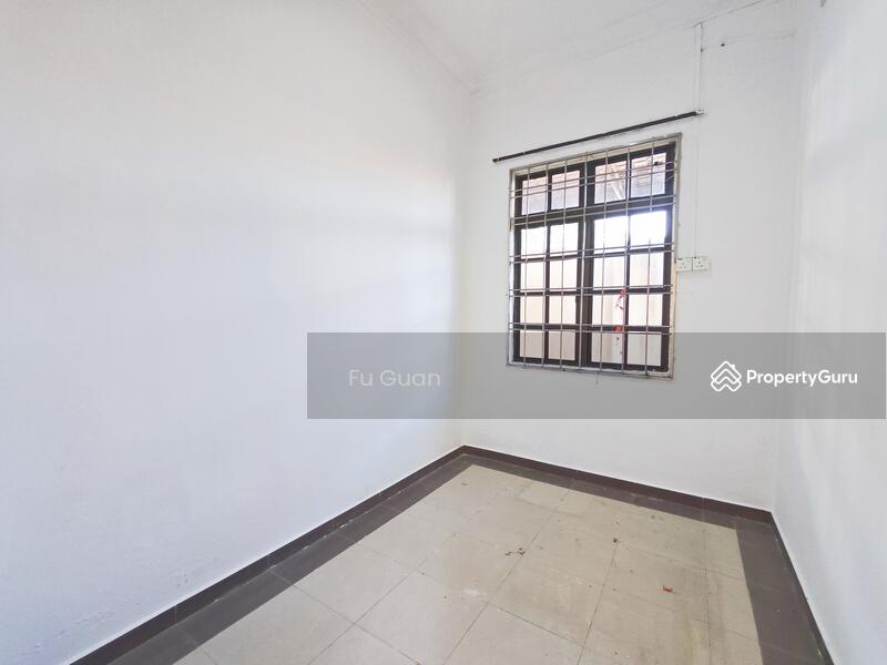 Bungalow for Sale in Taman Majidee (Johor Bahru) - Fu Guan - PropertyGuru.com.my
