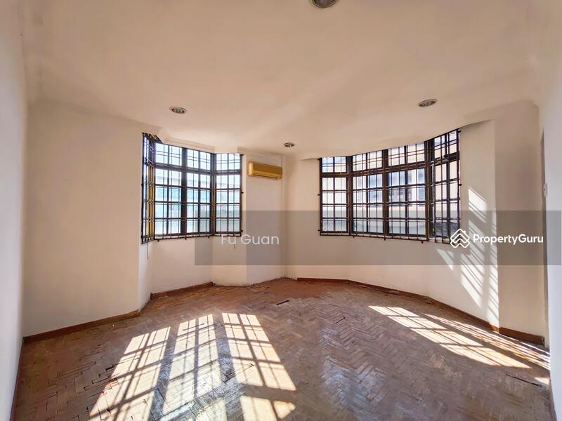 Bungalow for Sale in Taman Majidee (Johor Bahru) - Fu Guan - PropertyGuru.com.my