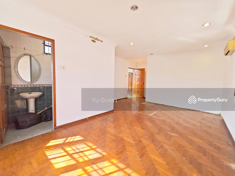 Bungalow for Sale in Taman Majidee (Johor Bahru) - Fu Guan - PropertyGuru.com.my