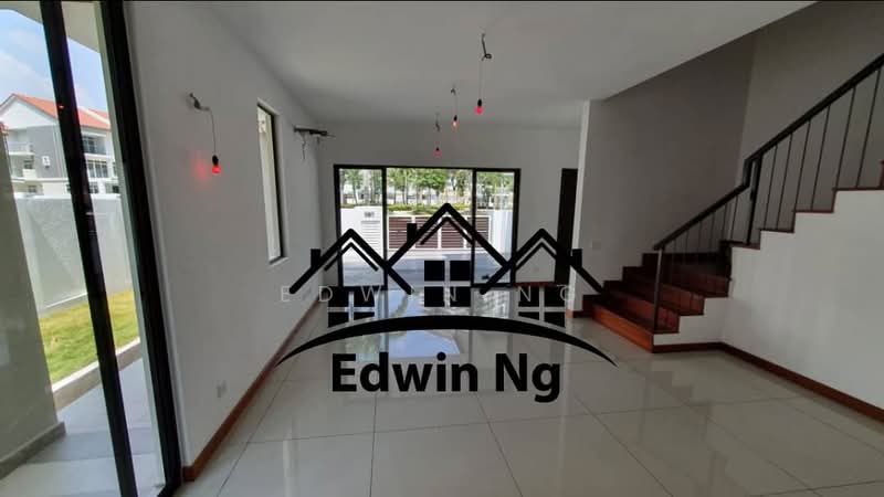 Rumah Berkembar untuk Dijual di Sungai Ara (Penang) - Edwin Ng - PropertyGuru.com.my