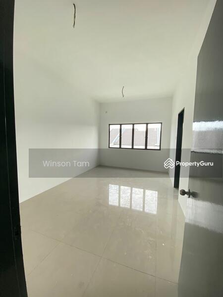 Rumah Berkembar untuk Dijual di Taman Scientex Rawang (Rawang) - Winson Tam - PropertyGuru.com.my