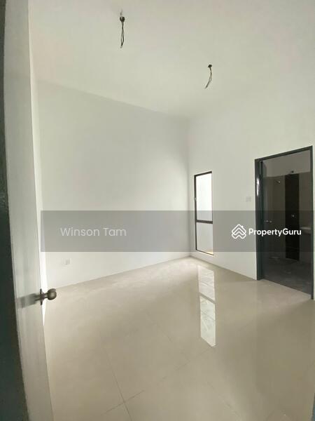 Rumah Berkembar untuk Dijual di Taman Scientex Rawang (Rawang) - Winson Tam - PropertyGuru.com.my