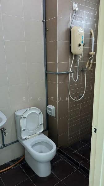 Rumah Teres 2 Tingkat untuk Disewa di Kampung Perlis (Bayan Lepas) - Rex Tung - Bathroom - PropertyGuru.com.my