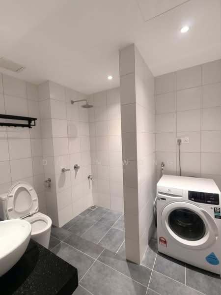 Servis Apartment untuk Disewa di Chambers - Dixon Wong - Bathroom - PropertyGuru.com.my