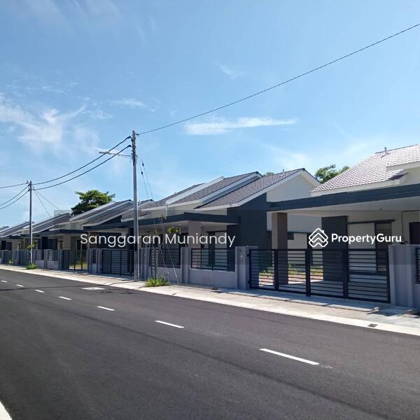 Rumah Berkembar Setingkat di Pendang, Pendang, Kedah, 3 Bedrooms, 1050