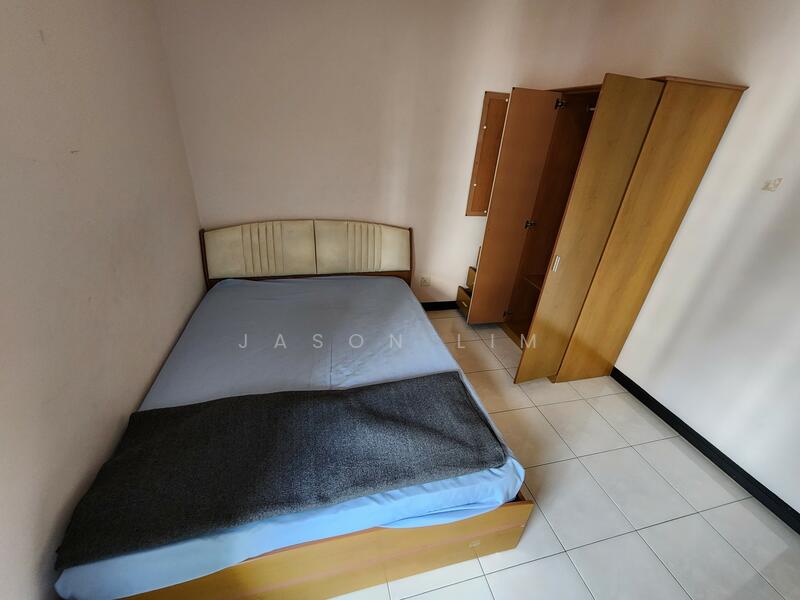 Untuk Disewa - The Straits View Condominium