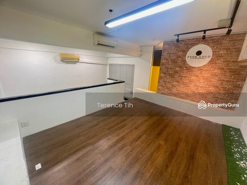Untuk Dijual - Queens Avenue