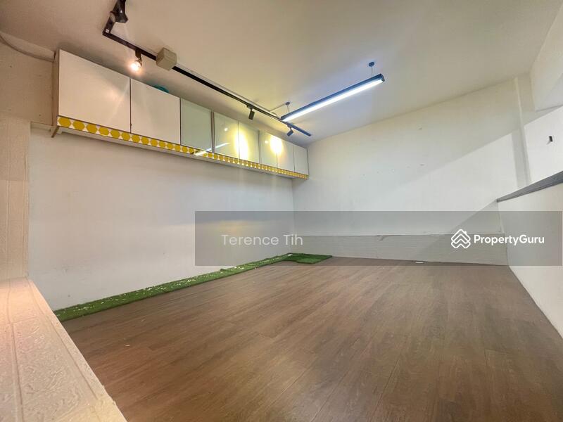 Untuk Dijual - Queens Avenue