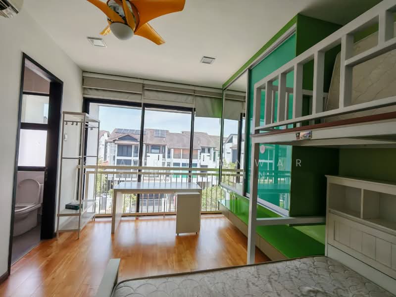 3-storey Terraced House for Sale in Sepang (Selangor) - Khairil Anwar Sirajudin - PropertyGuru.com.my