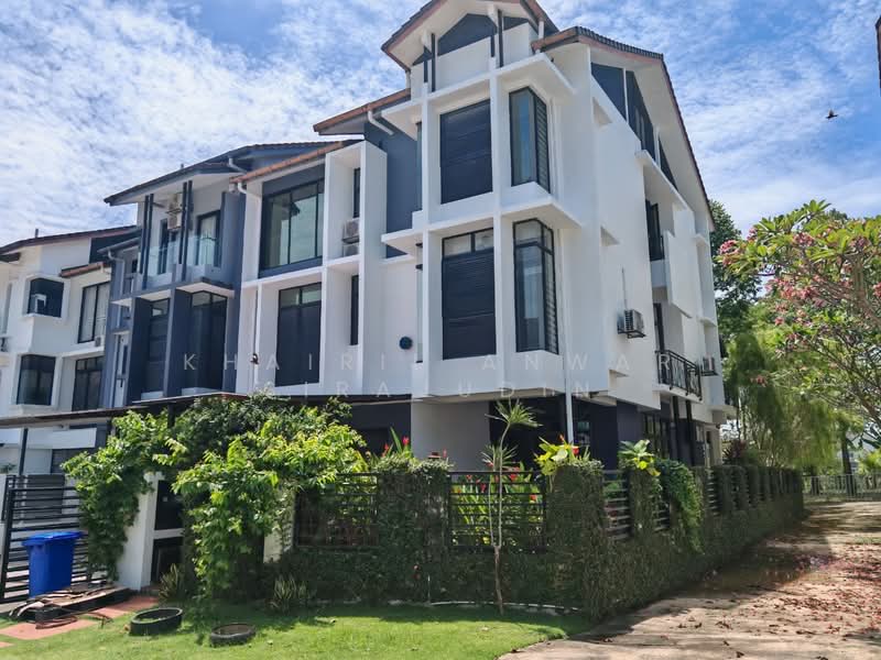 3-storey Terraced House for Sale in Sepang (Selangor) - Khairil Anwar Sirajudin - PropertyGuru.com.my