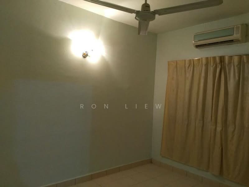 Pangsapuri untuk Dijual di Serdang Villa Apartment - Ron Liew - PropertyGuru.com.my