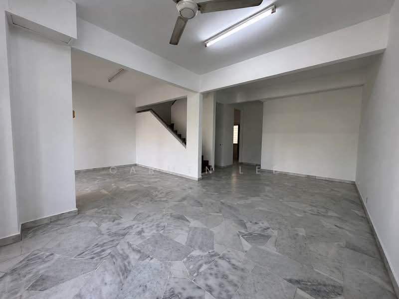 Rumah Teres 2 Tingkat untuk Dijual di Usj 12 (Subang Jaya) - Carmen Lee - Living Room - PropertyGuru.com.my