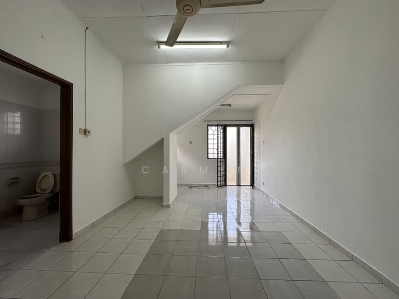 Rumah Teres 2 Tingkat untuk Dijual di Usj 12 (Subang Jaya) - Carmen Lee - Bathroom - PropertyGuru.com.my