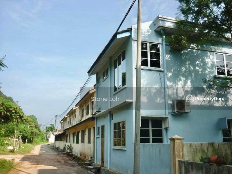 GUNUNG RAPAT TAMAN SAIKAT DOUBLE STOREY INTERMEDIATE CORNER HOUSE FOR