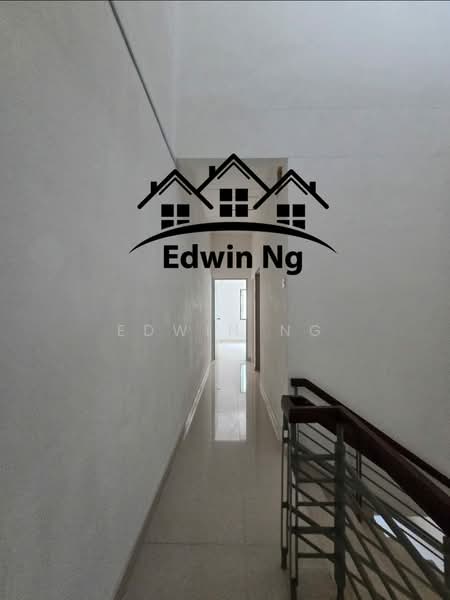 Rumah Teres 2.5-Tingkat untuk Dijual di Sungai Ara (Penang) - Edwin Ng - Corridor - PropertyGuru.com.my